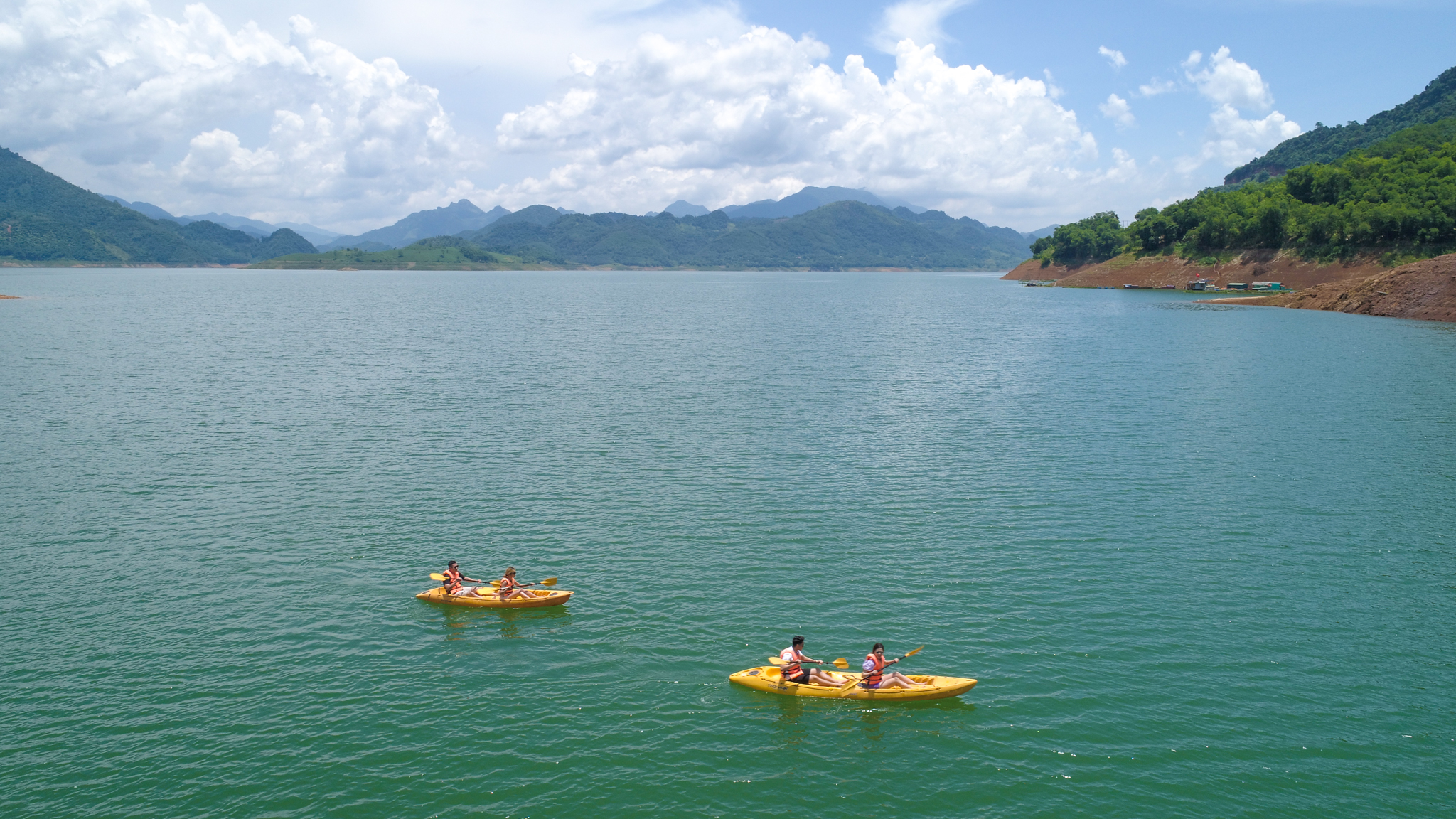 Mai Chau Kayak – Top Spots, tours & Tips for the perfect adventure