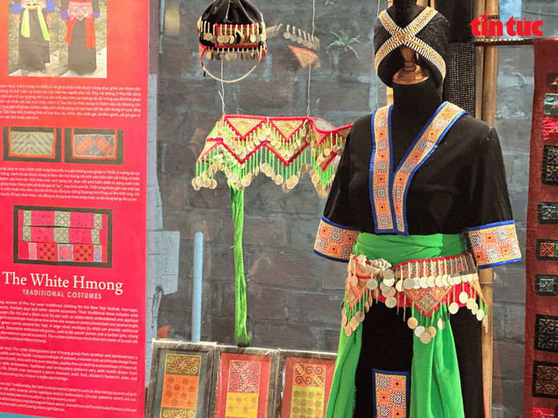 Trang phục người Mông – Nét đẹp văn hóa rực rỡ của đồng bào H’Mông