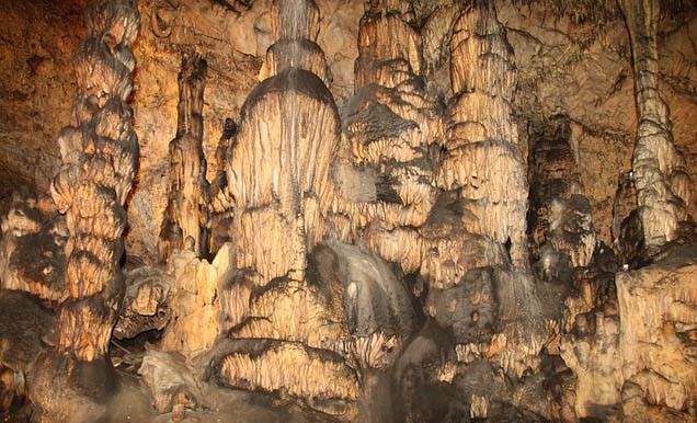 Động Hoa Tiên Mai Châu: Khám phá vẻ đẹp hang động kỳ ảo giữa núi rừng Hòa Bình