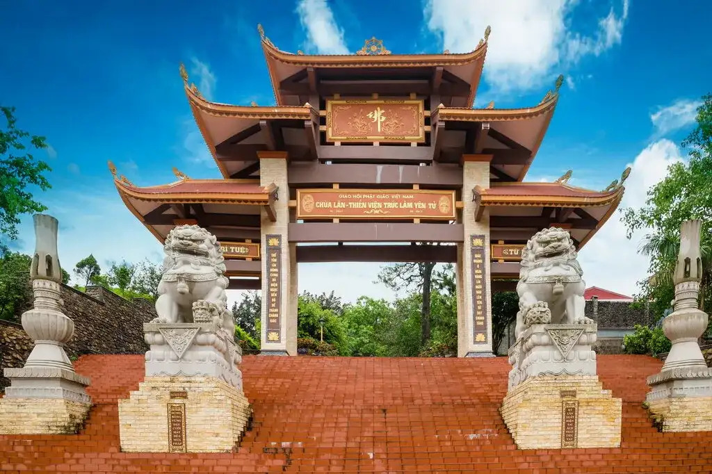 Thiền viện Trúc Lâm Tây Thiên: Hành trình tìm về cõi Phật thanh tịnh