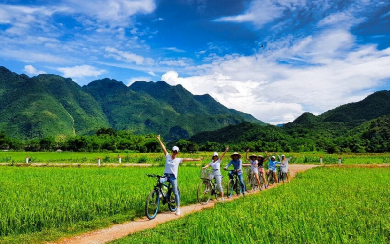 Tour Biking Mai Chau - Mai Ha