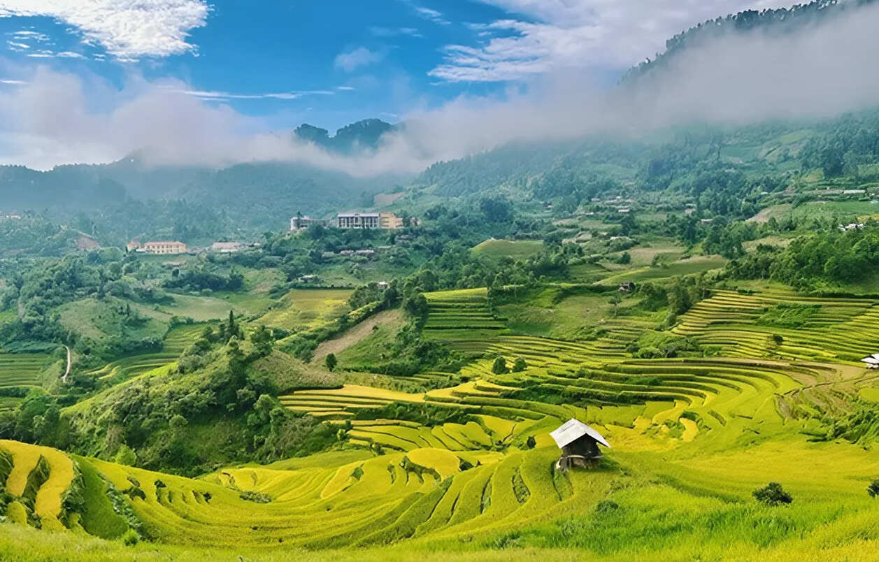 Rice terraces around Kho Muong turn golden between September and October, the best time to visit (Source: Bao Lao Dong) Rice terraces around Kho Muong turn golden between September and October, the best time to visit (Source: Bao Lao Dong)