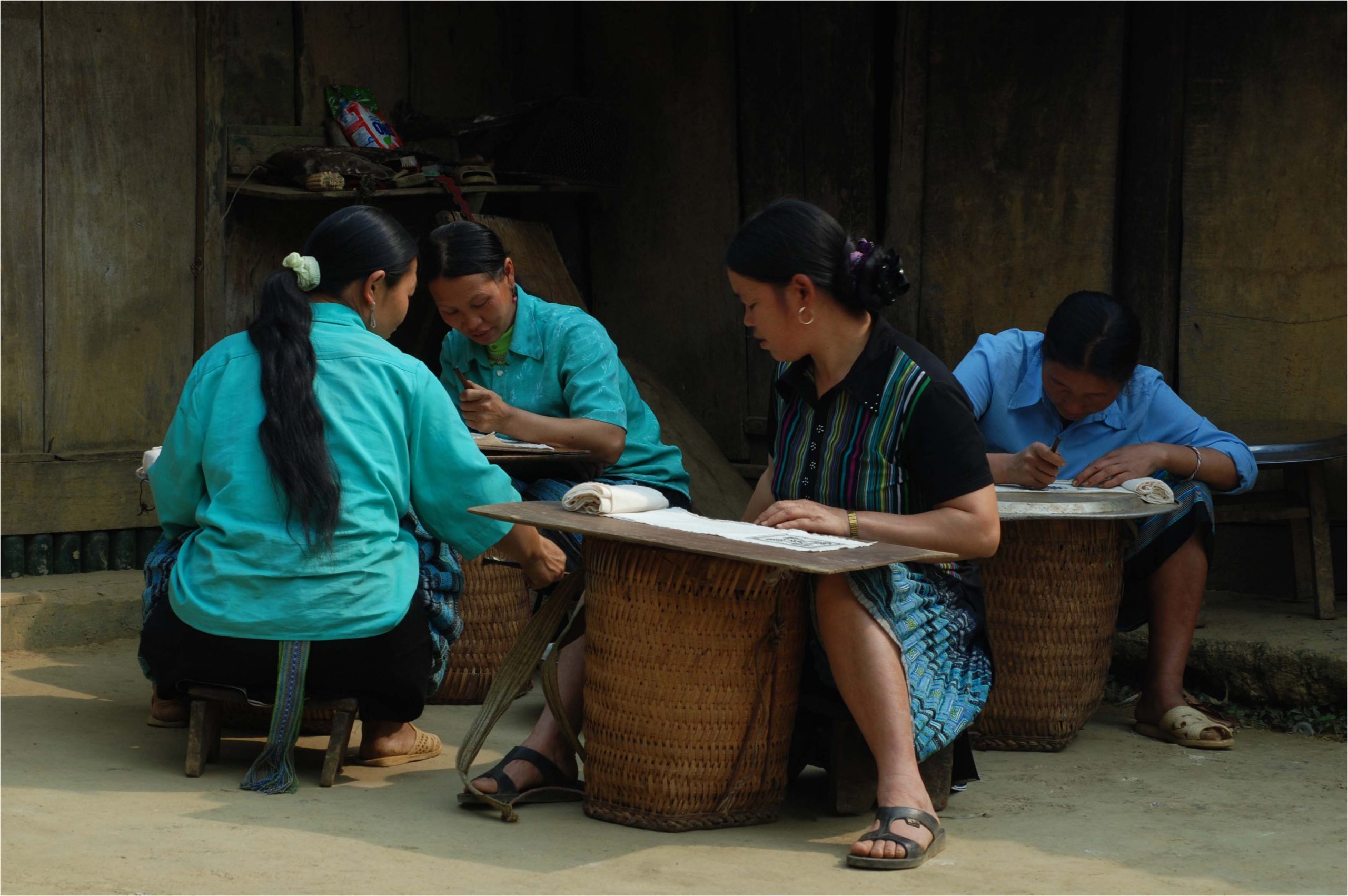You can find Black Hmong and other Hmong groups in the northern Vietnam (Source: Craft Link) You can find Black Hmong and other Hmong groups in the northern Vietnam (Source: Craft Link)