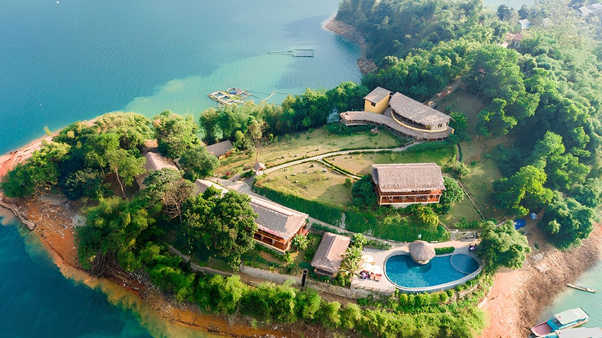 Mai Chau Hideaway - The only resort situated on a peninsula in the heart of Hoa Binh Lake Mai Chau Hideaway - The only resort situated on a peninsula in the heart of Hoa Binh Lake