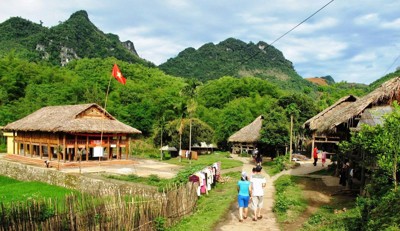 Beautiful landscape of Mai Chau village in August (Source: Vietnam National Authority of Tourism)