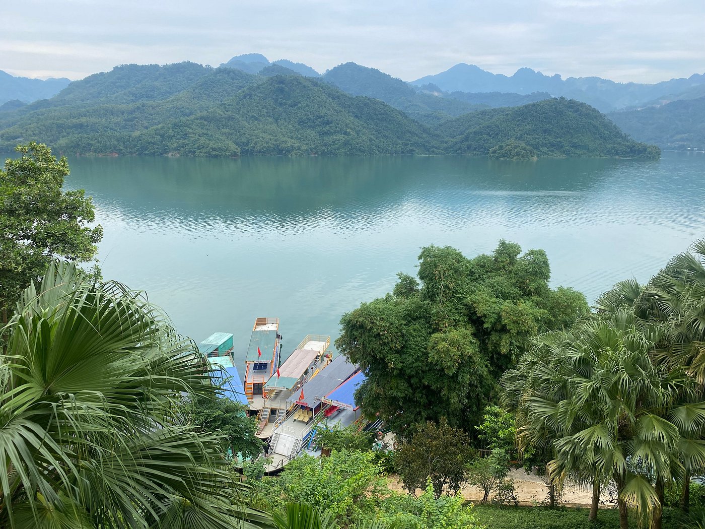 A photo of a visitor when came to Mai Chau Hideaway Resorts at first A photo of a visitor when came to Mai Chau Hideaway Resorts at first