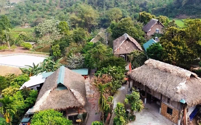 Kiến trúc nhà sàn “hình mai rùa” độc đáo