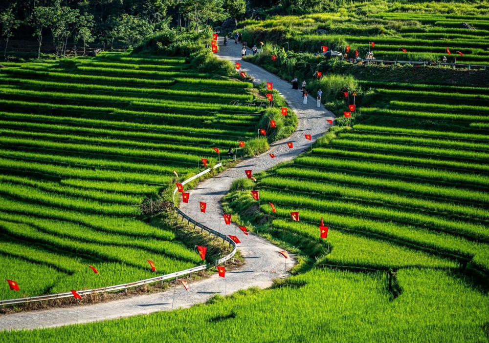 Kinh nghiệm check-in "triệu view" tại cung đường chữ S Kinh nghiệm check-in "triệu view" tại cung đường chữ S
