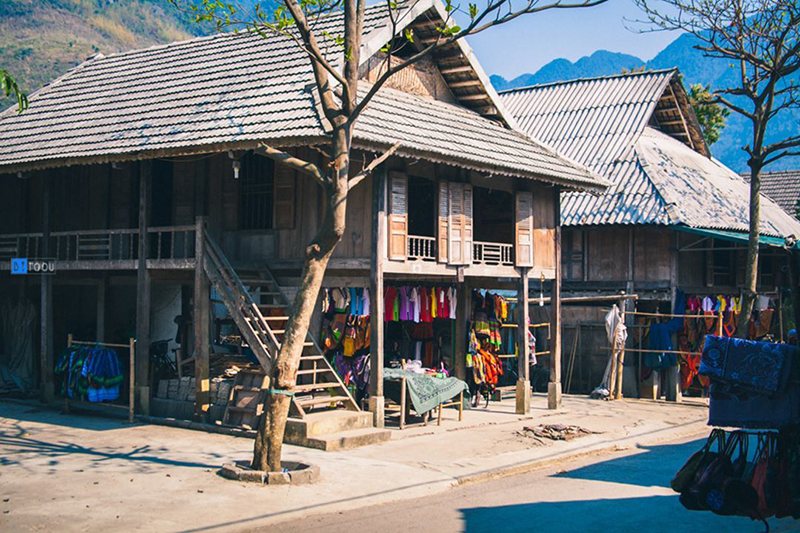 Nhà sàn Bản Lác có gì đặc biệt trong kiến trúc của người Thái? Nhà sàn Bản Lác có gì đặc biệt trong kiến trúc của người Thái?