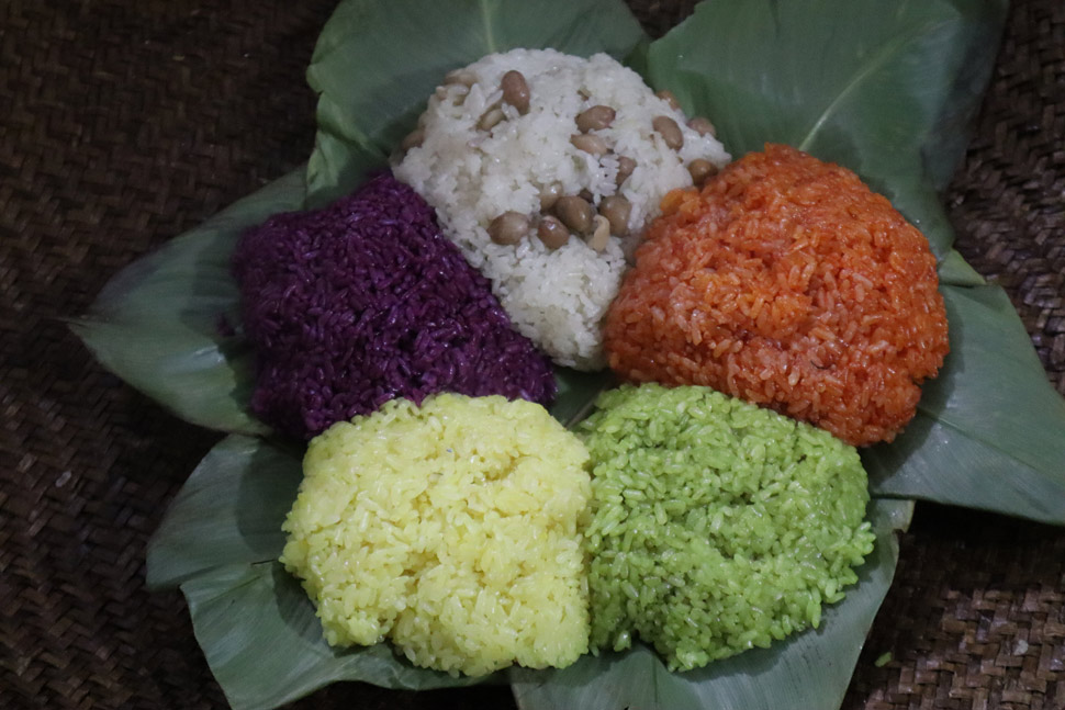 Xôi ngũ sắc ở Mai Châu có gì đáng khám phá?