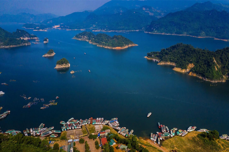 Da Bac offers a slower pace compared with more popular destinations near Hanoi (Source: Collected)