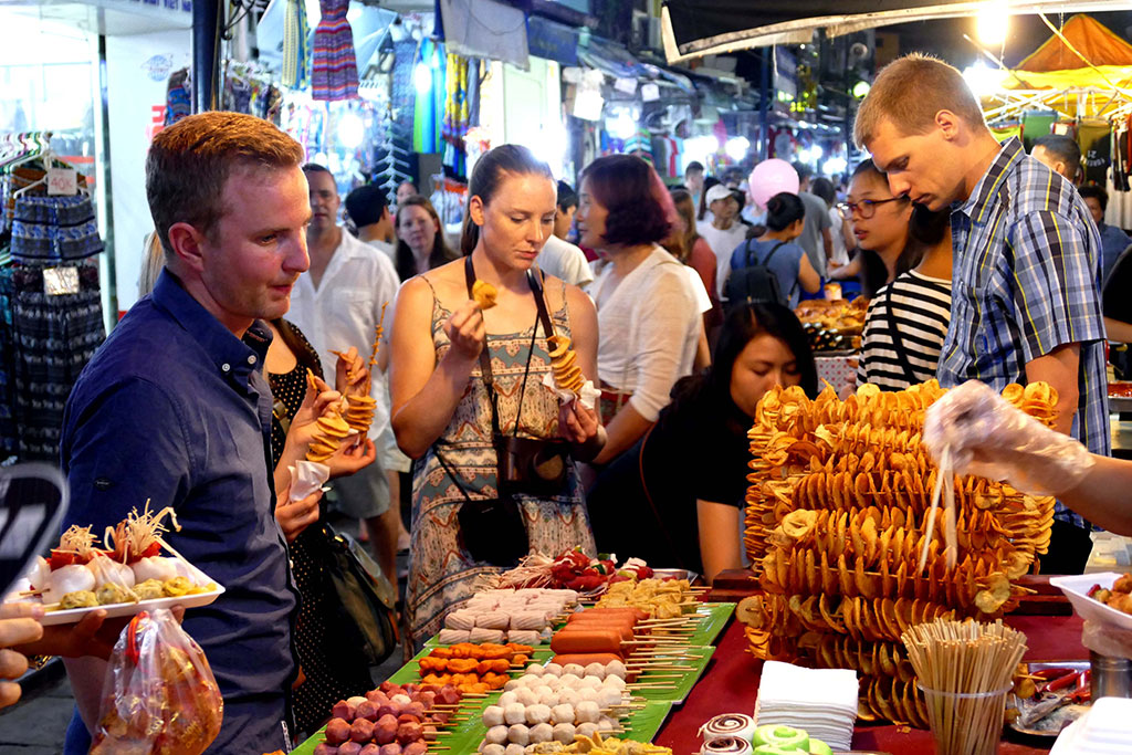 Du lịch ẩm thực là gì? (nguồn: treka travel) Du lịch ẩm thực là gì? (nguồn: treka travel)