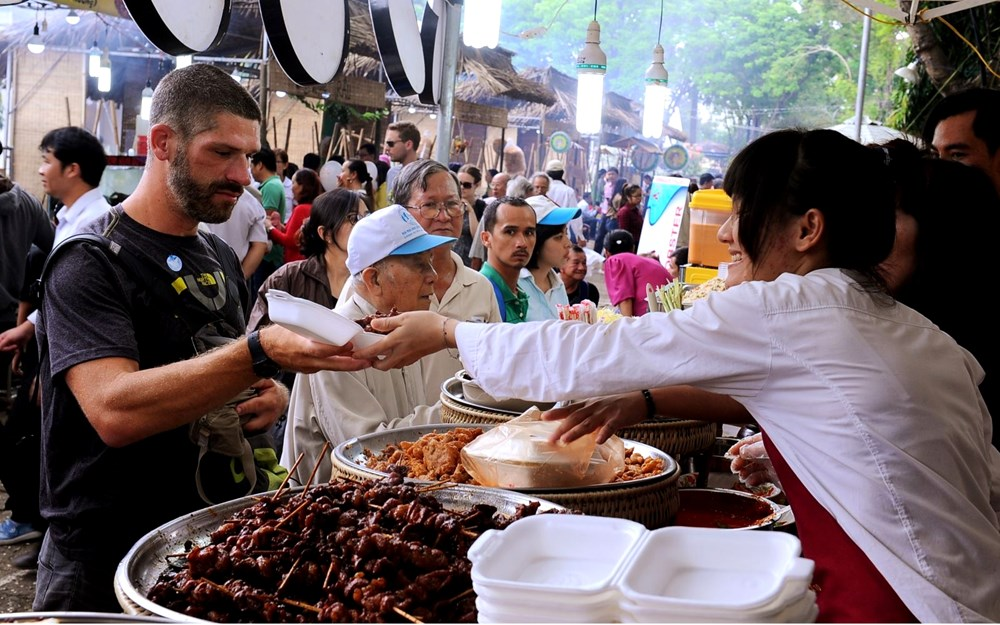 Kinh nghiệm để có chuyến du lịch ẩm thực trọn vẹn (nguồn: Bộ Văn hoá Thể thao và Du lịch) Kinh nghiệm để có chuyến du lịch ẩm thực trọn vẹn (nguồn: Bộ Văn hoá Thể thao và Du lịch)