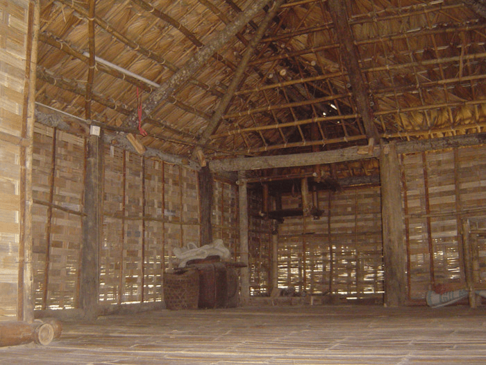 Nhà Nóc Trọi (Nguồn: Muong)