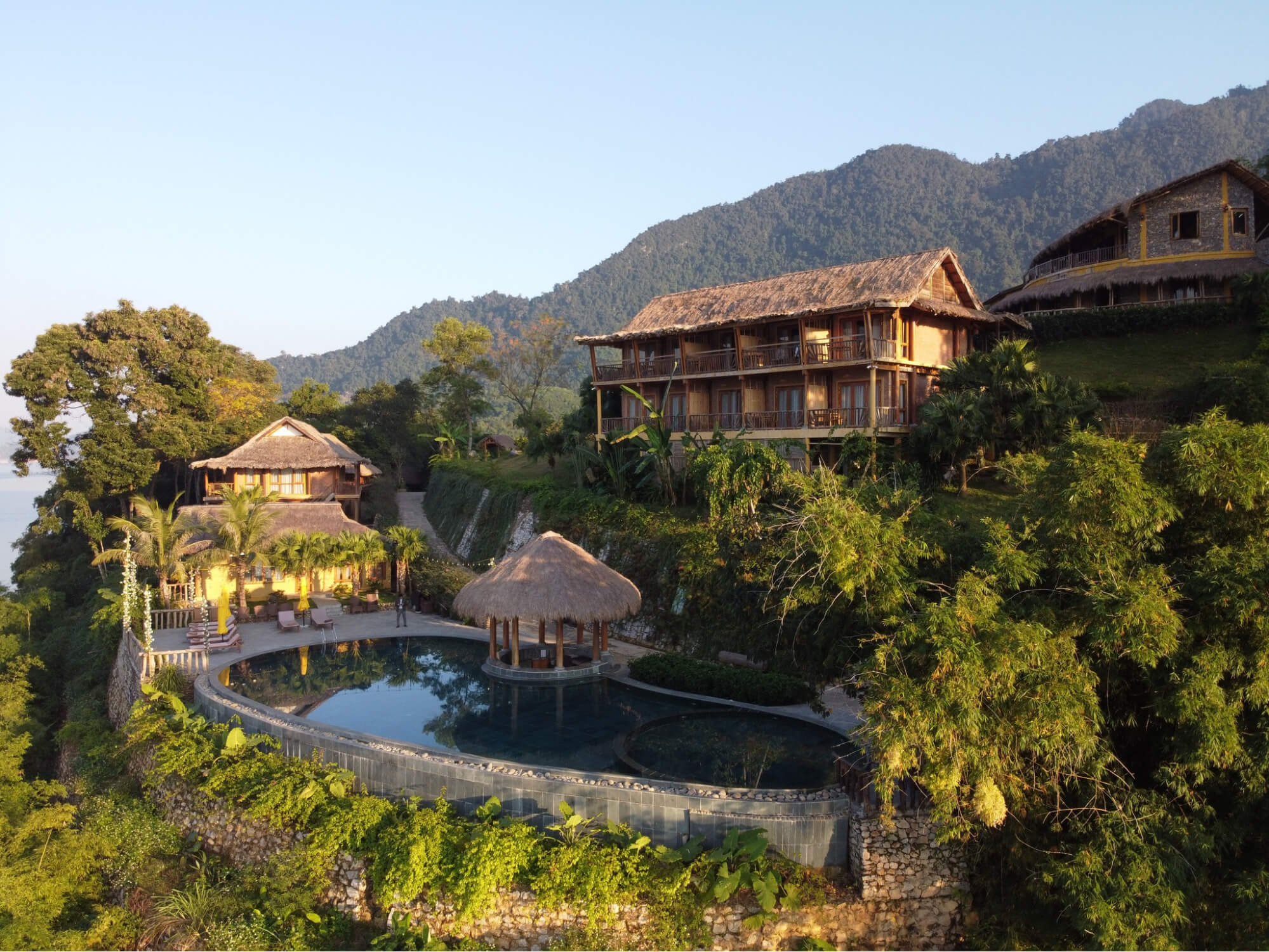 Mai Chau Hideaway - Địa điểm lưu trú lý tưởng khi du lịch Mai Châu tháng 4 Mai Chau Hideaway - Địa điểm lưu trú lý tưởng khi du lịch Mai Châu tháng 4