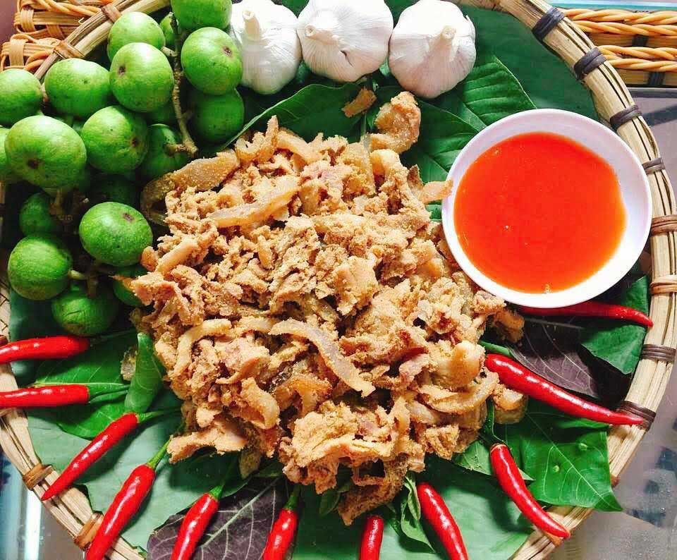 Thịt lợn muối chua - Đặc sản Hòa Bình độc đáo (Nguồn: TimTour.vn) Thịt lợn muối chua - Đặc sản Hòa Bình độc đáo (Nguồn: TimTour.vn)