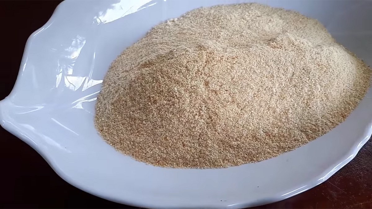 Chuẩn bị thính gạo Chuẩn bị thính gạo