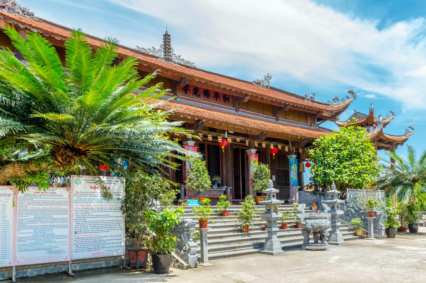 Những lưu ý khi tham quan chùa Phật Quang Hòa Bình mà bạn nên biết (Nguồn: Chùa Việt Toàn Cầu) Những lưu ý khi tham quan chùa Phật Quang Hòa Bình mà bạn nên biết (Nguồn: Chùa Việt Toàn Cầu)