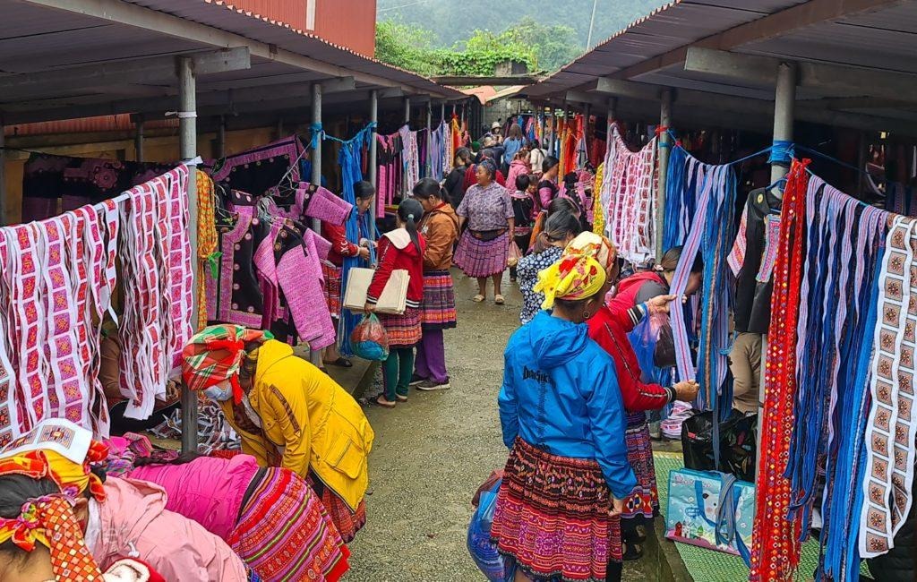 Lịch trình tour Mai Châu Pù Luông 2 ngày 1 đêm (Nguồn: Hoa Binh Tourism) Lịch trình tour Mai Châu Pù Luông 2 ngày 1 đêm (Nguồn: Hoa Binh Tourism)