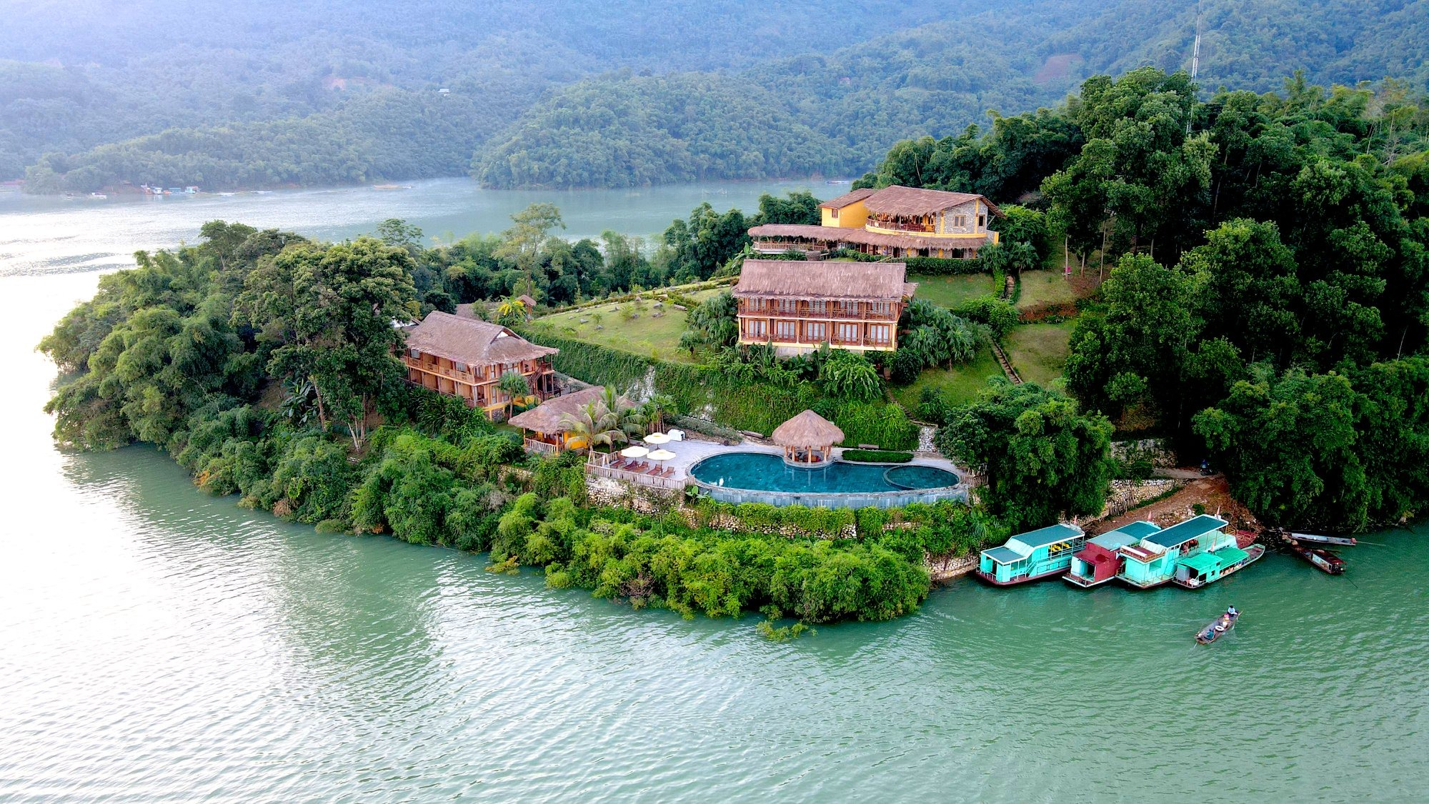 Mai Chau Hideaway Lake Resort - Địa điểm nghỉ dưỡng lý tưởng dành cho gia đình bạn (Nguồn: Mai Chau Hideaway Lake Resort) Mai Chau Hideaway Lake Resort - Địa điểm nghỉ dưỡng lý tưởng dành cho gia đình bạn (Nguồn: Mai Chau Hideaway Lake Resort)