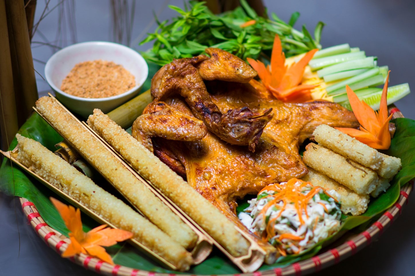 Thưởng thức các món ăn đặc sản nóng hổi (Nguồn: Maida Lodge) Thưởng thức các món ăn đặc sản nóng hổi (Nguồn: Maida Lodge)