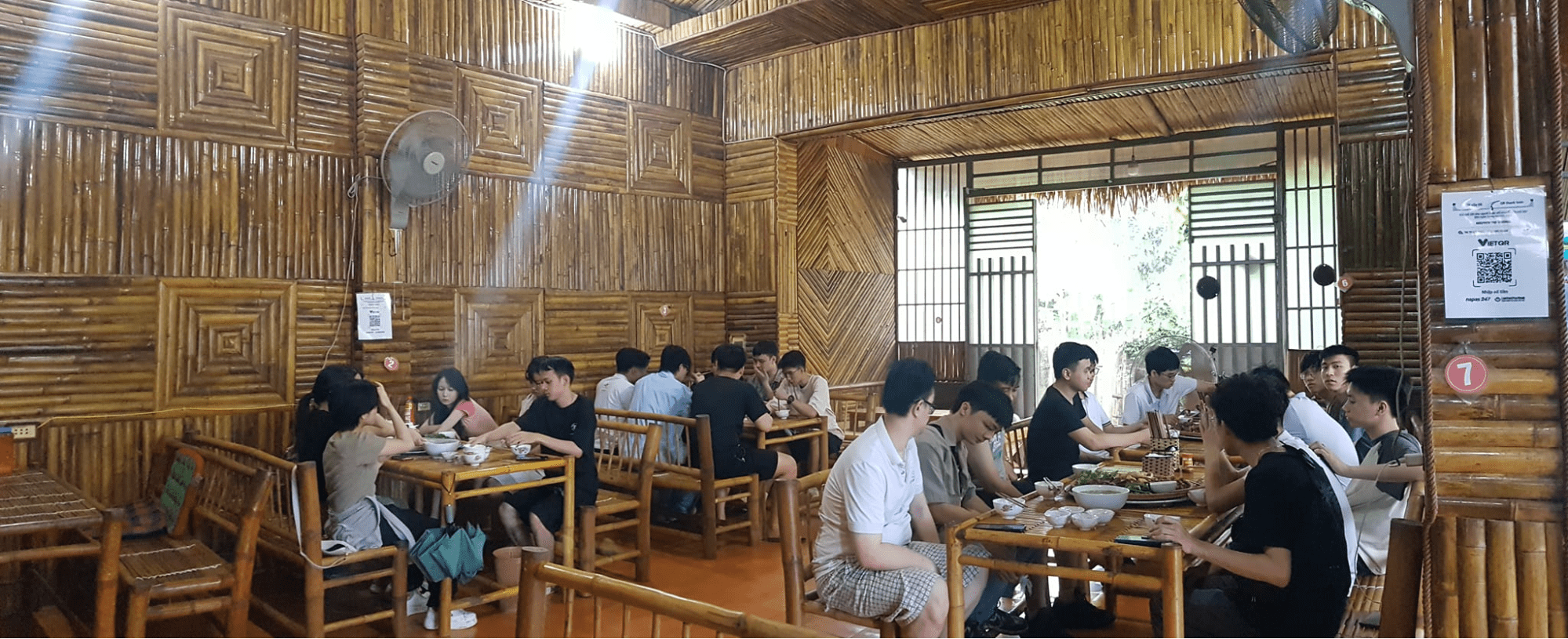 Quán 3 Chị Em Quán 3 Chị Em