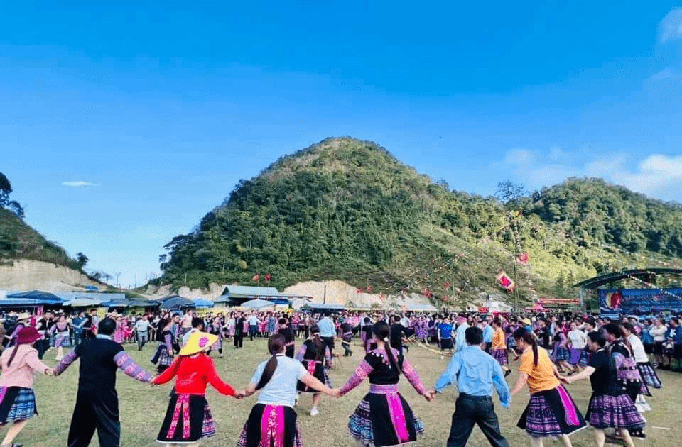Lễ hội ở Mai Châu Lễ hội ở Mai Châu