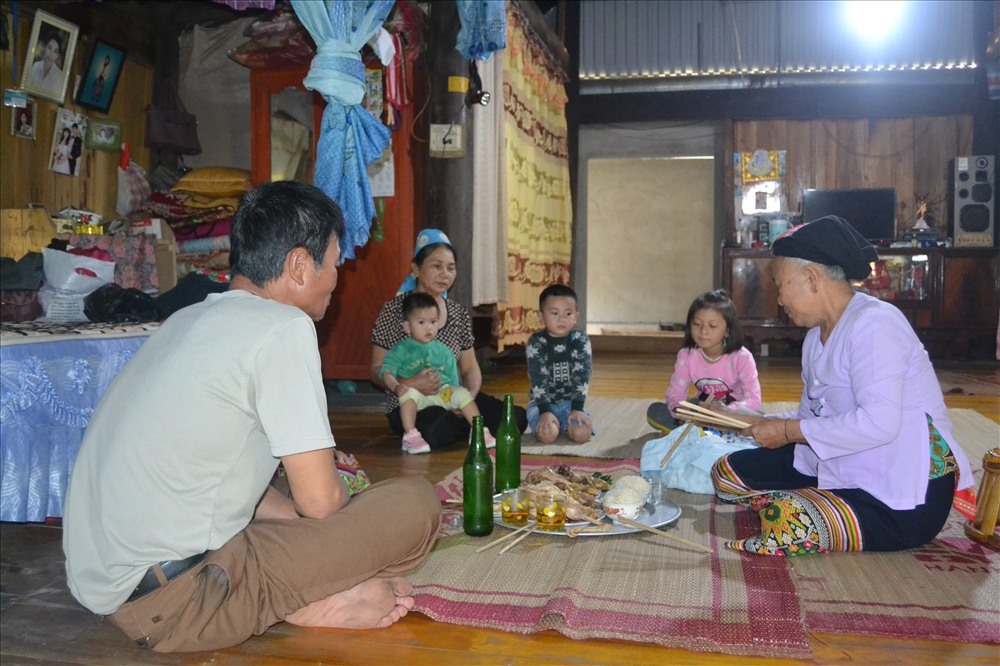 Các trường hợp quan trọng cần làm vía của người Thái (Nguồn: Báo Lao động) Các trường hợp quan trọng cần làm vía của người Thái (Nguồn: Báo Lao động)