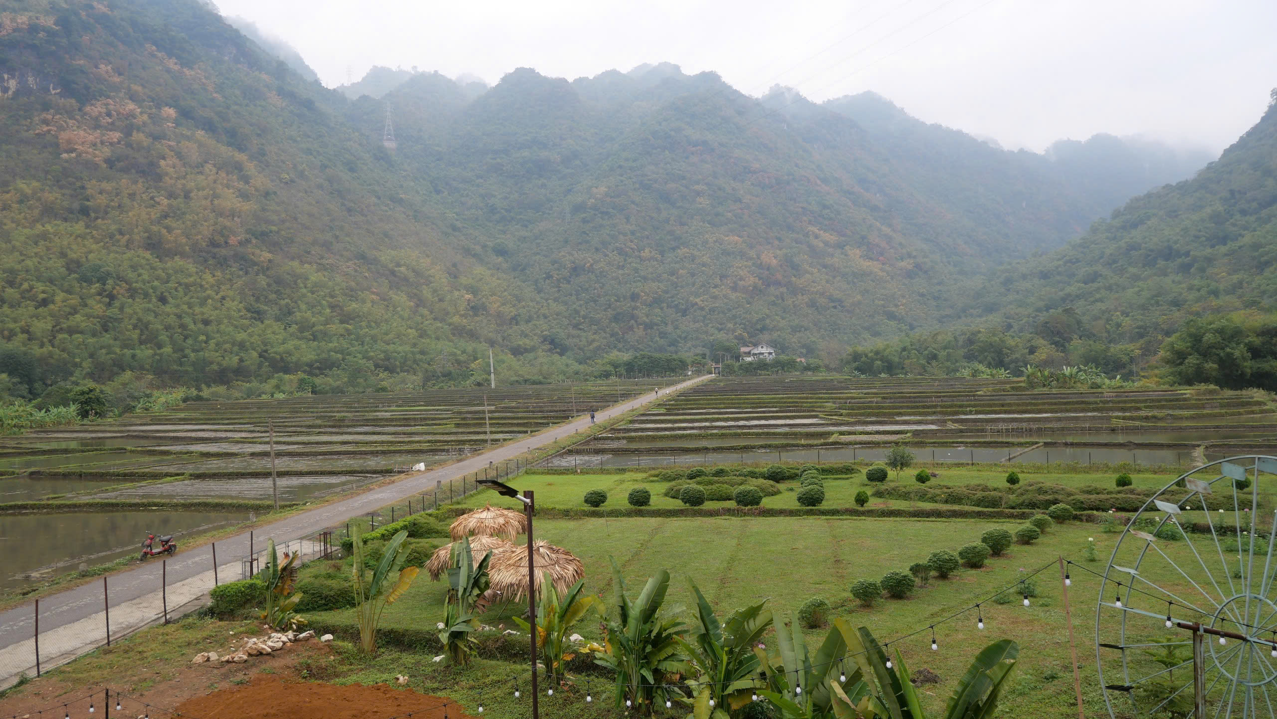 Đắm chìm trong vẻ đẹp hoang sơ của Mai Châu Đắm chìm trong vẻ đẹp hoang sơ của Mai Châu