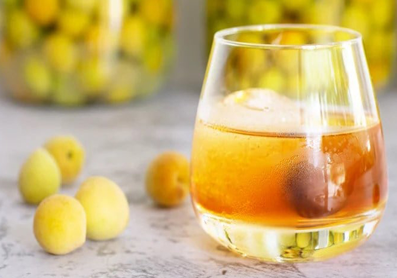 Rượu táo mèo Y Tý (nguồn: sưu tầm)