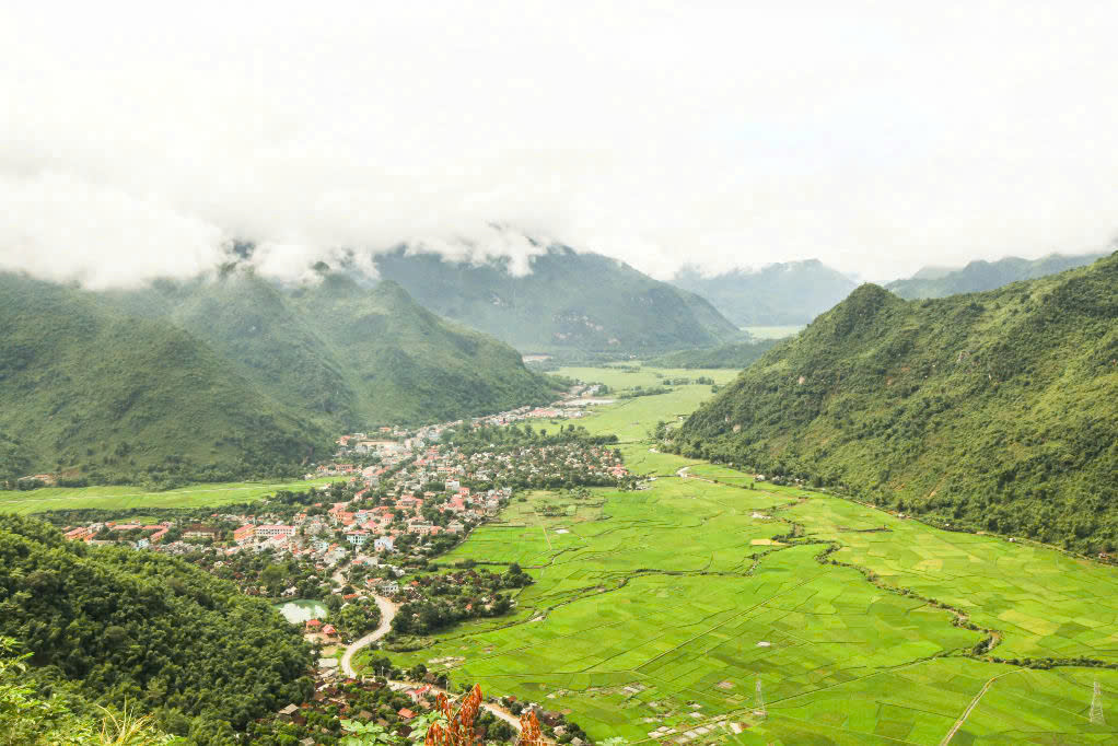 Mai Châu - Thung lũng yên bình giữa núi rừng Hòa Bình Mai Châu - Thung lũng yên bình giữa núi rừng Hòa Bình