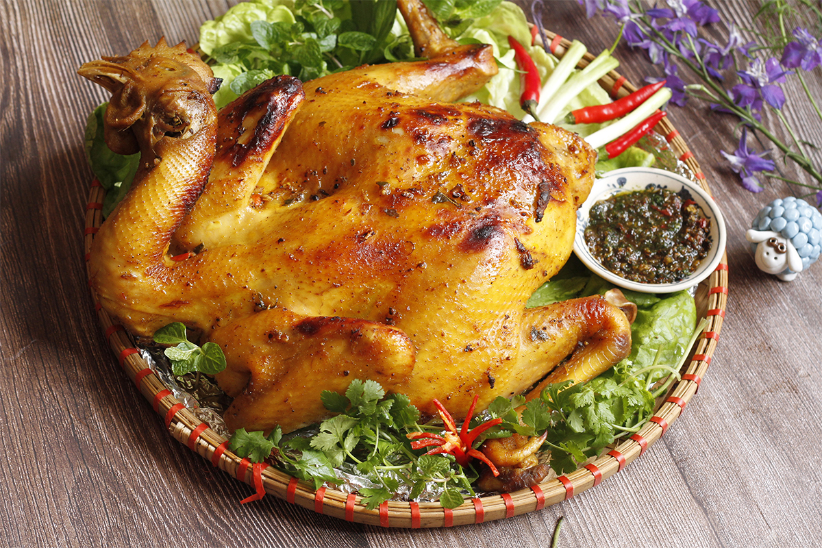 Grilled hill chicken with sichuan pepper (source: VnExpress)