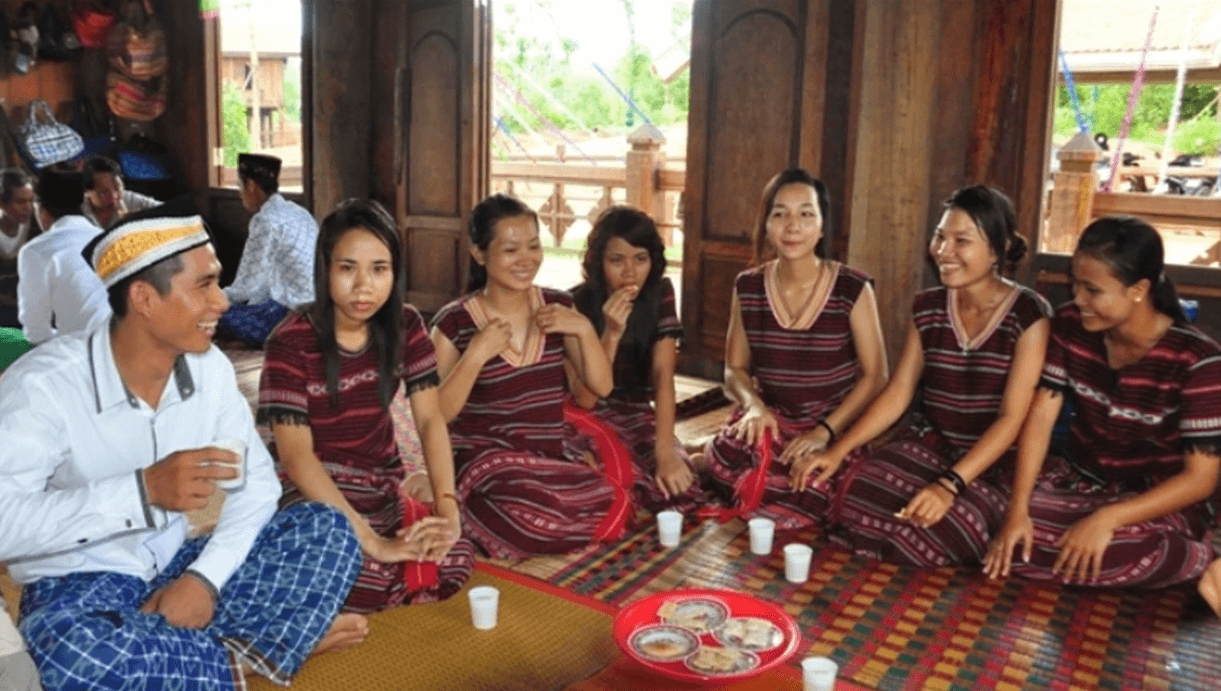Ngủ thăm dưới sự giám sát tinh tế của người lớn Ngủ thăm dưới sự giám sát tinh tế của người lớn