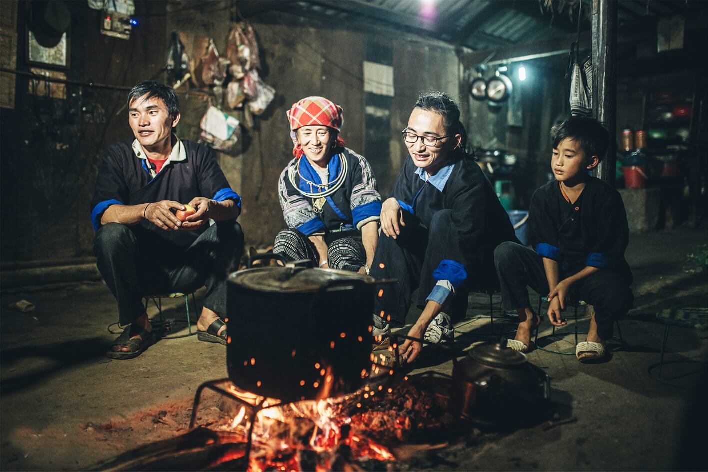Tục ngủ thăm phản ánh sự gắn kết cộng đồng sâu sắc Tục ngủ thăm phản ánh sự gắn kết cộng đồng sâu sắc
