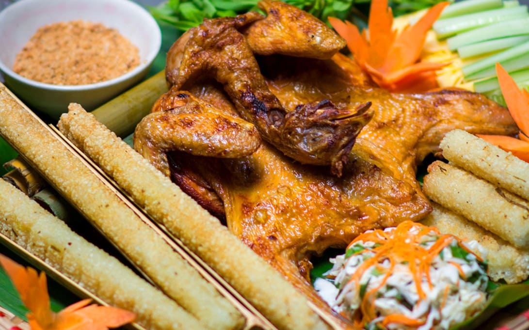Thưởng thức đặc sản mùa thu Tây Bắc (Nguồn: SaoStar) Thưởng thức đặc sản mùa thu Tây Bắc (Nguồn: SaoStar)