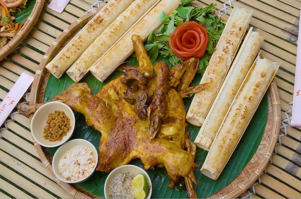 Cơm lam - Món ăn đặc sản truyền thống của người dân nơi đây Cơm lam - Món ăn đặc sản truyền thống của người dân nơi đây