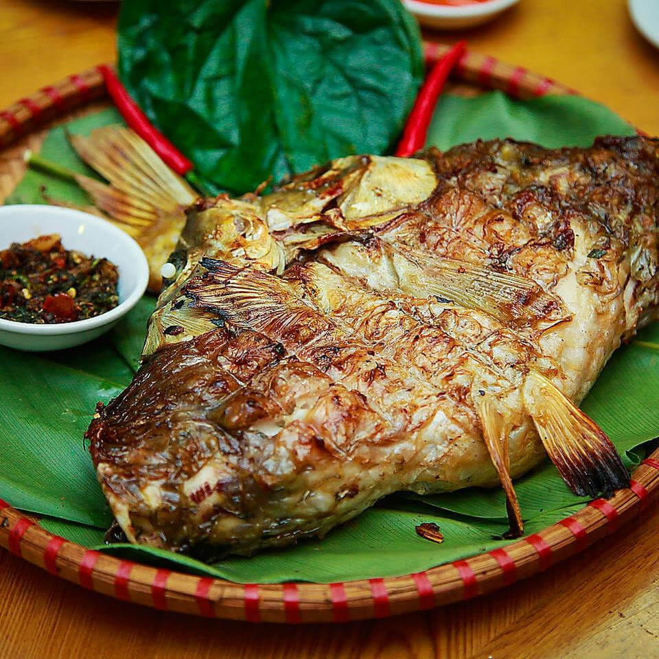 Pa Pỉnh Tộp - món cá nướng đặc trưng của người Thái Pa Pỉnh Tộp - món cá nướng đặc trưng của người Thái
