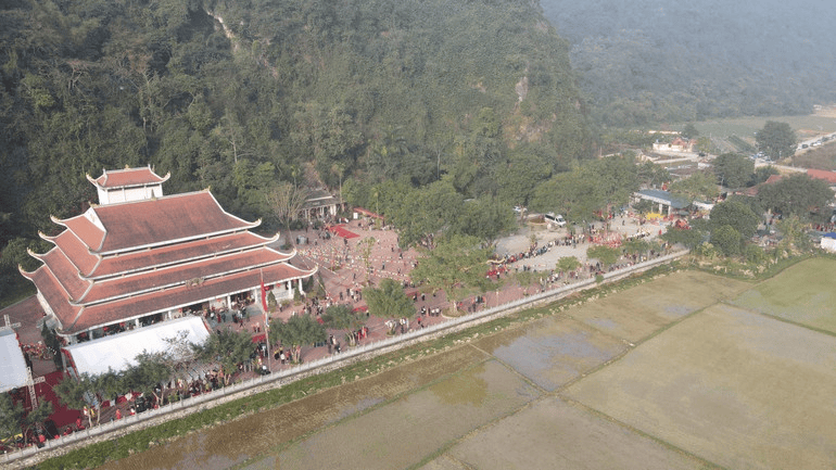 Quần thể Chùa Tiên (Nguồn: Báo Nhân Dân)