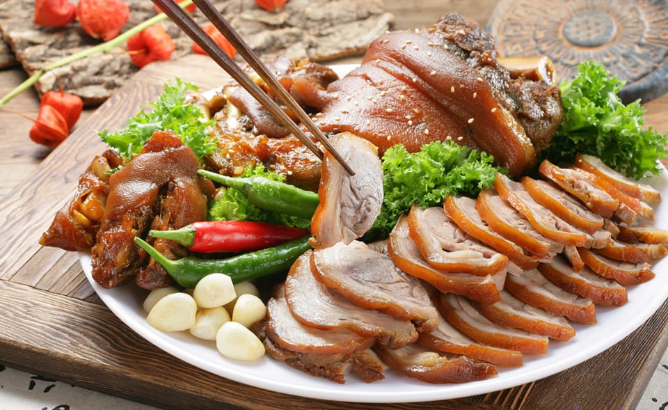 Thịt lợn thui - Món ngon đặc sản Mai Châu, Phú Thọ Thịt lợn thui - Món ngon đặc sản Mai Châu, Phú Thọ
