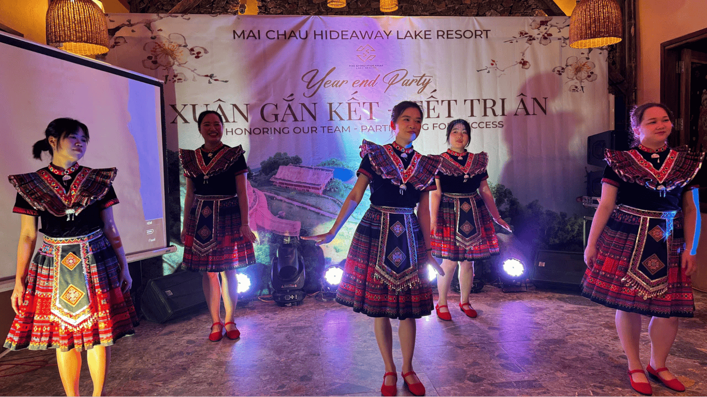 Một góc nhỏ của những món ăn được chuẩn bị cho đêm liên hoan